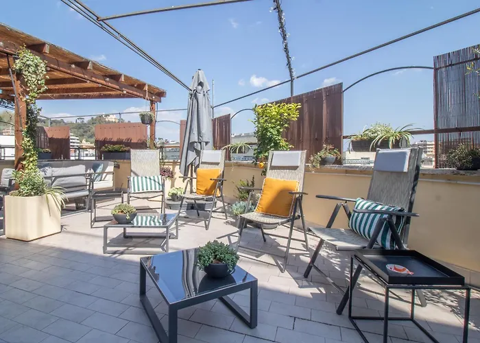 Eagle Nest Πανσιόν