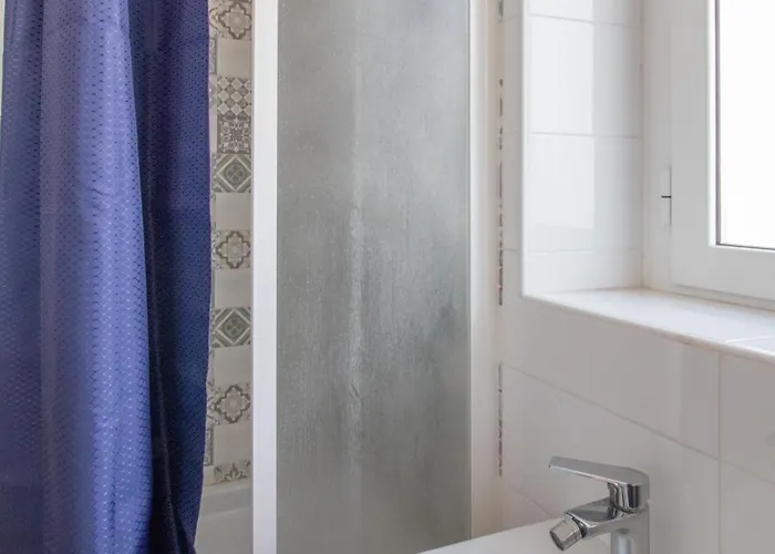 Eagle Nest Πανσιόν 4*